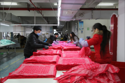 外貿(mào)企業(yè)也接國(guó)內(nèi)訂單